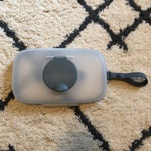 SkipHop Baby Wipe Case
